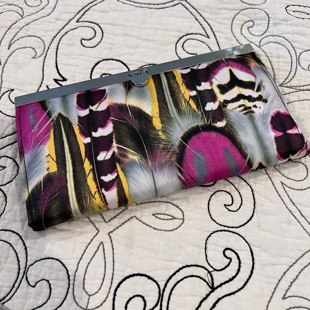 Feather Print Clutch -Wallet  Multicolor